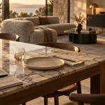 Mobilier design haut de gamme : table en marbre et canapé design